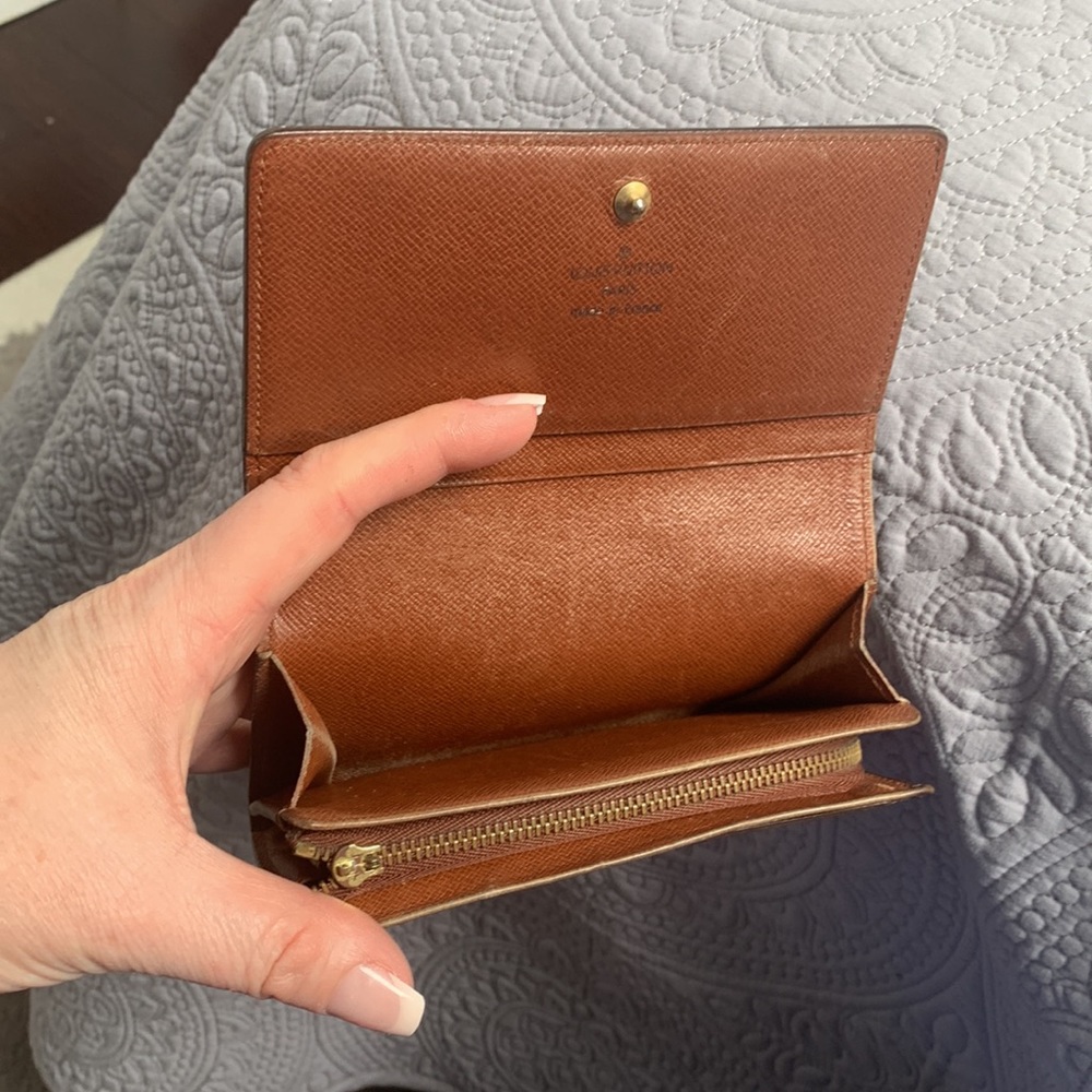 Louis Vuitton Monogram Canvas Brown & Gold Wallet - Picture 7 of 16
